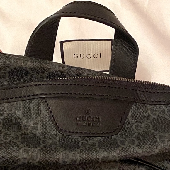 Gucci Black GG Supreme Backpack - Picture 5 of 12